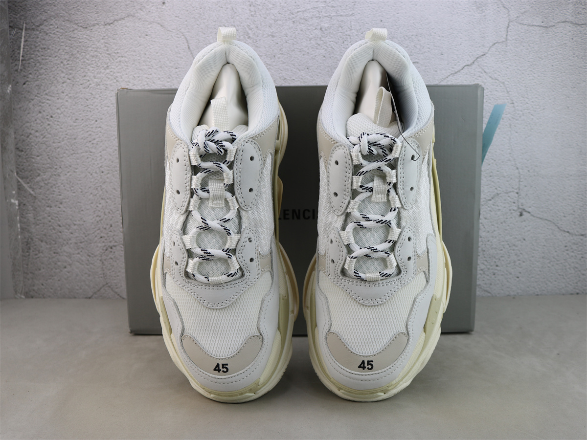 G5 Batch Balenciaga Triple S In White 524036W2CA19000